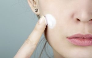 Bahaya merkuri pada kosmetik bagi kulit